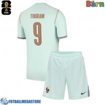 Fotballdrakt Barn Frankrike Marcus Thuram #9 Bortedraktsett VM 2026 Kortermet (+ Korte bukser)